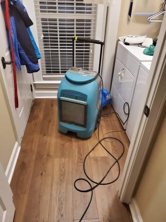 Commercial dehumidifier deployed for Crawl Space Restoration in Summerfield